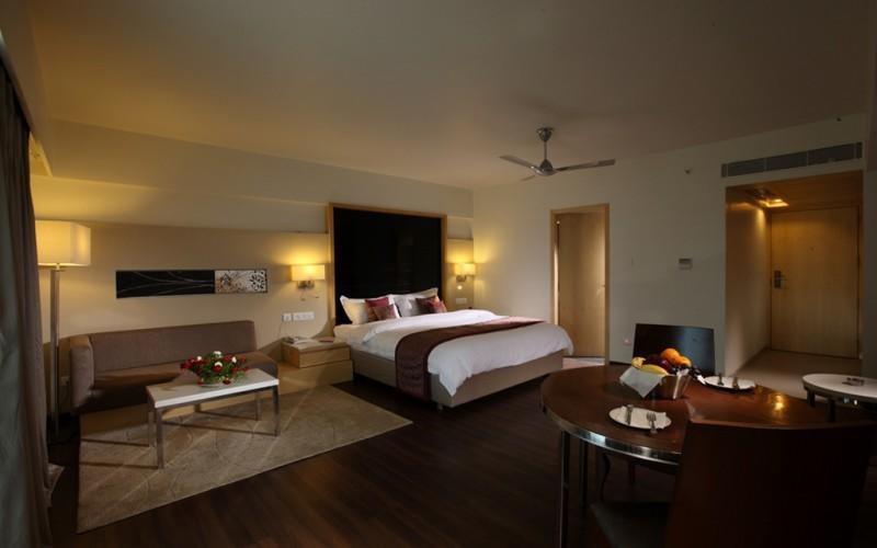 Hotel Shelton Раджамандри Экстерьер фото